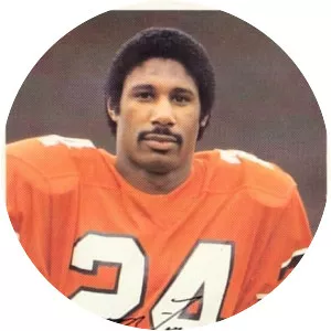 Mervyn Fernandez - Former American football player