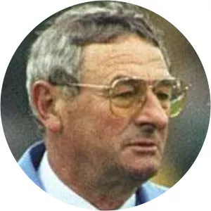 Mervyn Kitchen - English cricket umpire