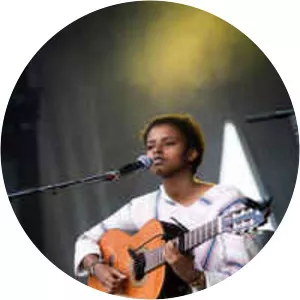 Meskerem Mees - Singer-songwriter