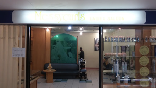 Messycurls Unisex Salon
