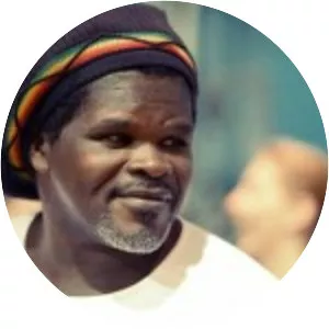 Mestre Jogo De Dentro - Musician