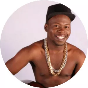 Metro Cmg - Musical artist