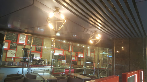 Metro-Kafe Delovoy Tsentr - Cafe