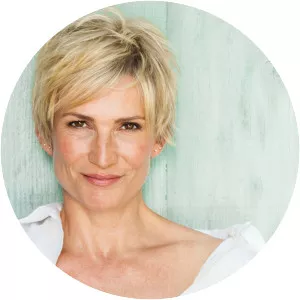 Mette Holt