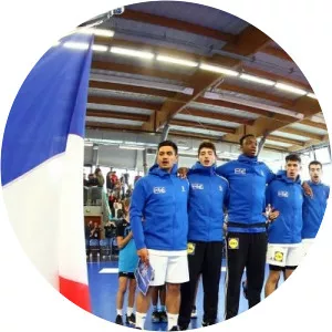 Mézuéla Servier - Handball player