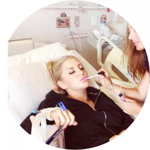 Mia Deakin photograph