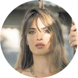 Mía Flores Pirán photograph