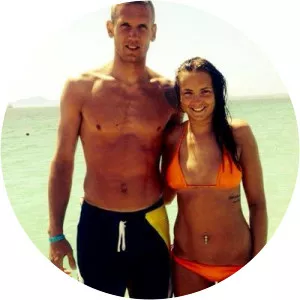 Mia Lindgren - Robin Olsen's wife