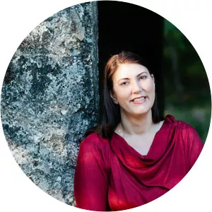 Mia Marshall - Author