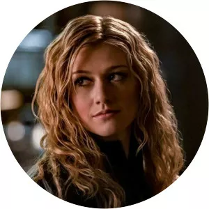 Mia Smoak-Queen