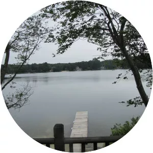 Micajah Pond - Pond in Massachusetts