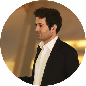 Micha Afkham Musician