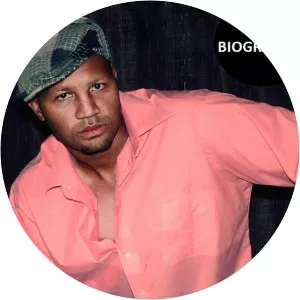 Michael Conrad Braxton Jr. - Tamar Braxton's brother