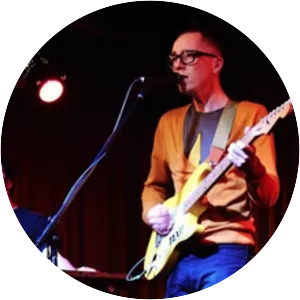 Michael Peter Olsen - Multi-instrumentalist