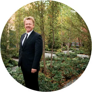 Michael Van Valkenburgh