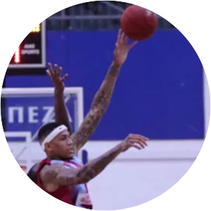 Michale Kyser - American professional basketball player