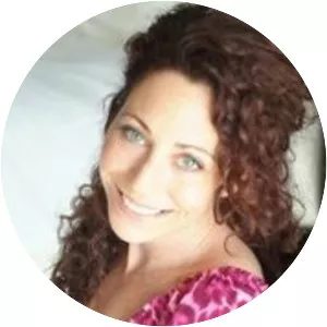 Michele Jaffe - American writer