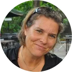 Michelle Elvy - Author