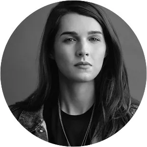 Michelle Hendley - American actress