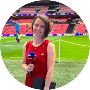 Michelle Owen - Sports commentator