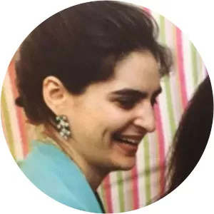 Michelle Vadra - Robert Vadra's sister