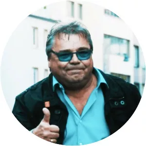 Micky Brühl Musician