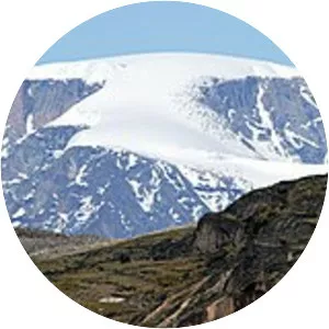 Midnight Sun Peak - Mountain in Canada