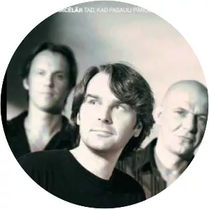 Mielavs un Pārcēlāji