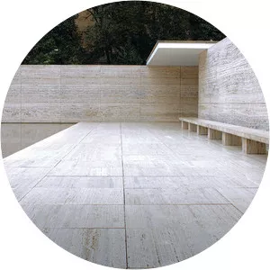 Mies On Scene. Barcelona In Two Acts