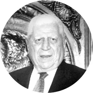 Miguel de la Madrid Castro photograph