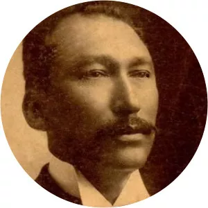 Miguel Oquelí Bustillo