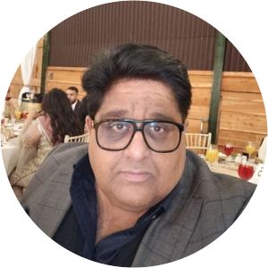 Mikael Maqsood photograph