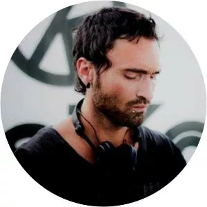 Mikalogic - Musical artist