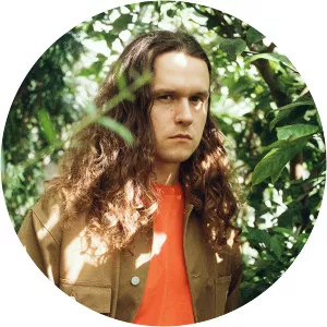 mikaveli pesso - Musical artist