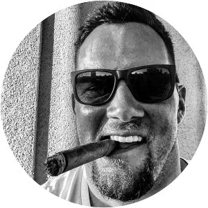 Mike Karney - Former american football player