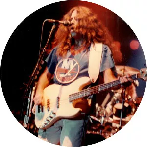 Mike Levine - Bassist