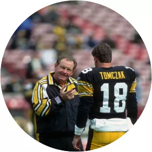 Mike Tomczak - Former american football player