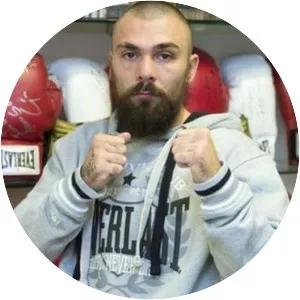 Mike Towell - Professional boxer
