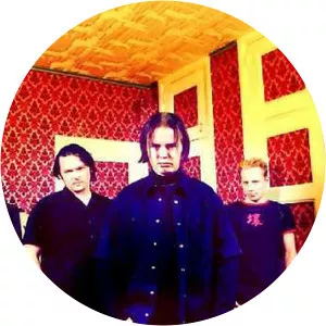 Miki Pii - Musical artist