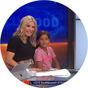 Mila Jobrani photograph