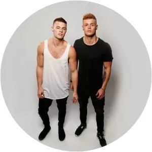 Milk N Cooks - Musical group