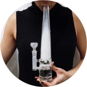 Mimi Bong - Researcher