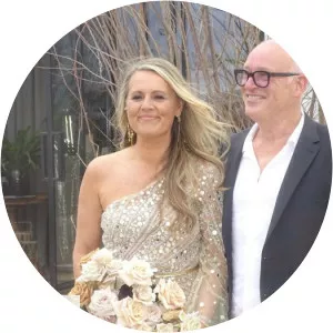 Minouche de Jong - René van der Gijp's wife