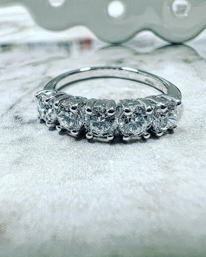 Minuzzo Gioielli S.R.L. - Jeweler in Valenza, Italy