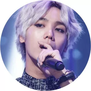 Mir - South Korean singer