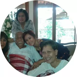 Mira Andiani photograph