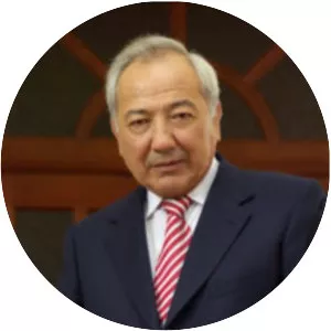 Mirabror Zoefarovitsj Oesmanov