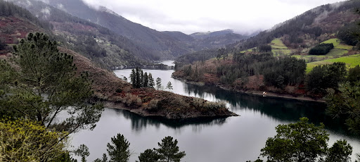 Miradoiro sobre o encoro Negueira