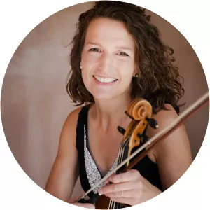 Miranda Dale - Musical artist