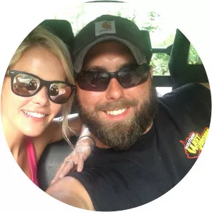 Miranda Patterson - Police officer ‧ Corey Simms' wife